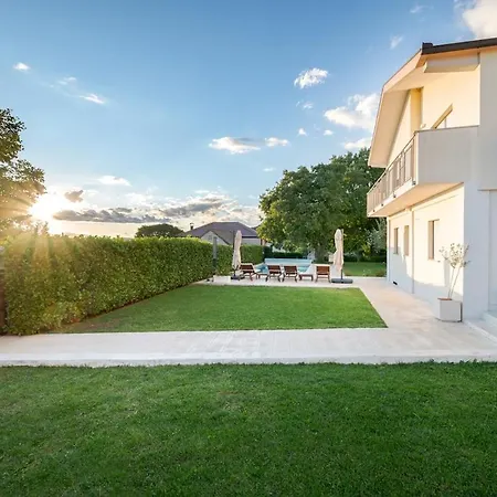 Mima Vacation Opanci