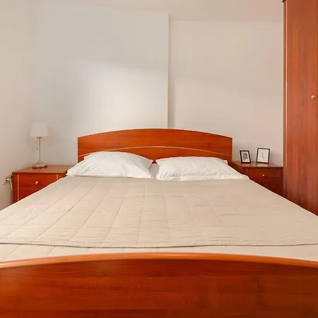 Mima Vacation * Opanci